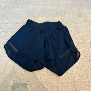 Lululemon Women's Black Athletic Shorts length: 4”